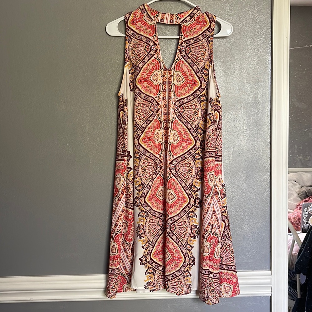 Keyhole Shift Dress